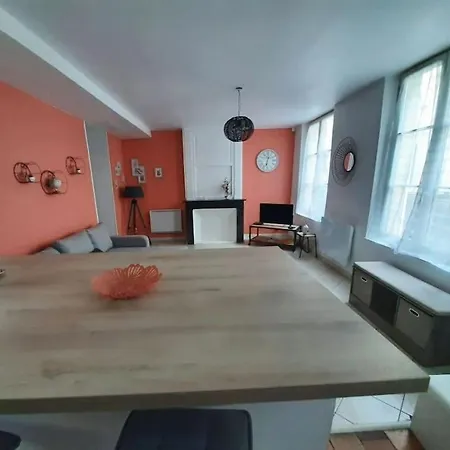 Chaleureux Avec Terrasse Appartement *