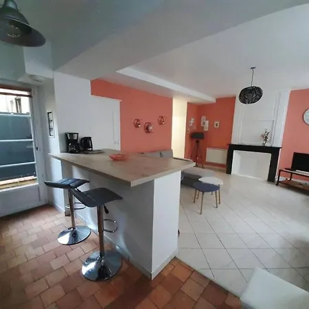 Chaleureux Avec Terrasse Appartement