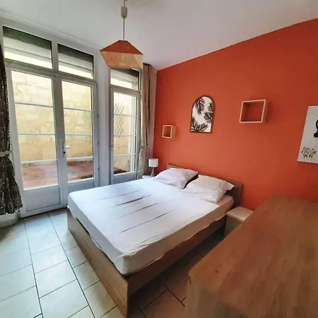 Chaleureux Avec Terrasse *