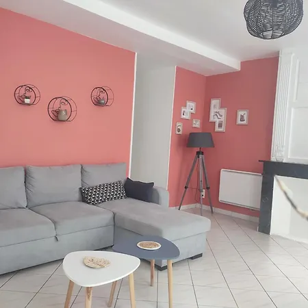 Appartement Chaleureux Avec Terrasse