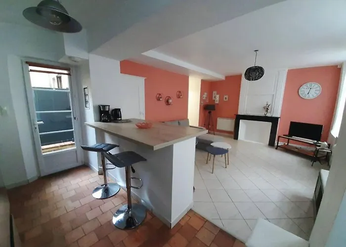 Chaleureux Avec Terrasse Apartment