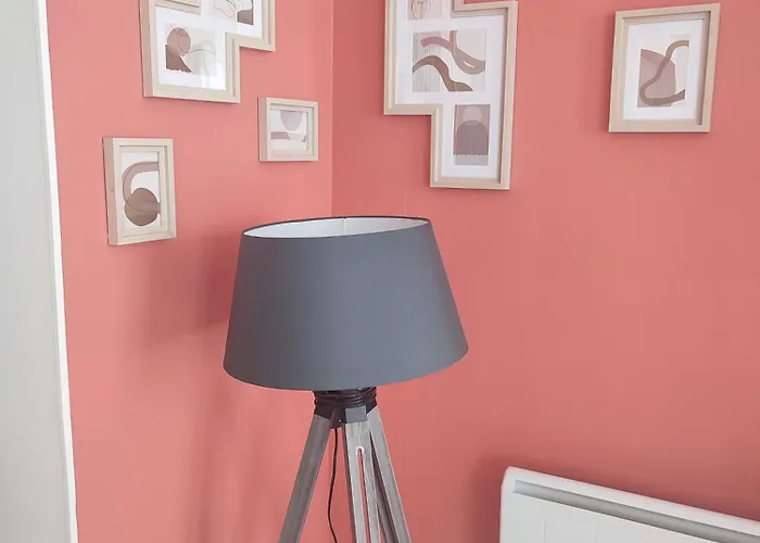 Chaleureux Avec Terrasse